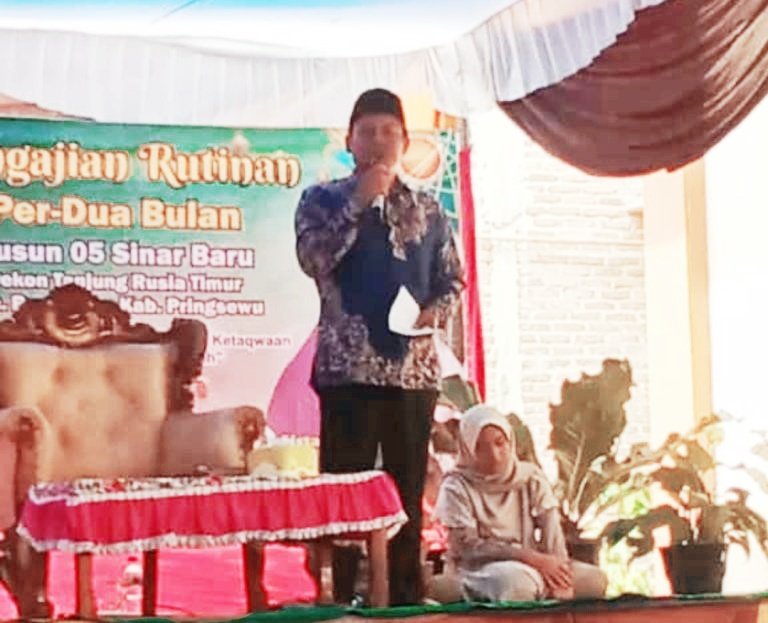 Kepala Pekon Tanjung Rusia Timur Menghadiri Pengajian Bulanan Di Masjid Al-Kausar Dusun Sinar Baru