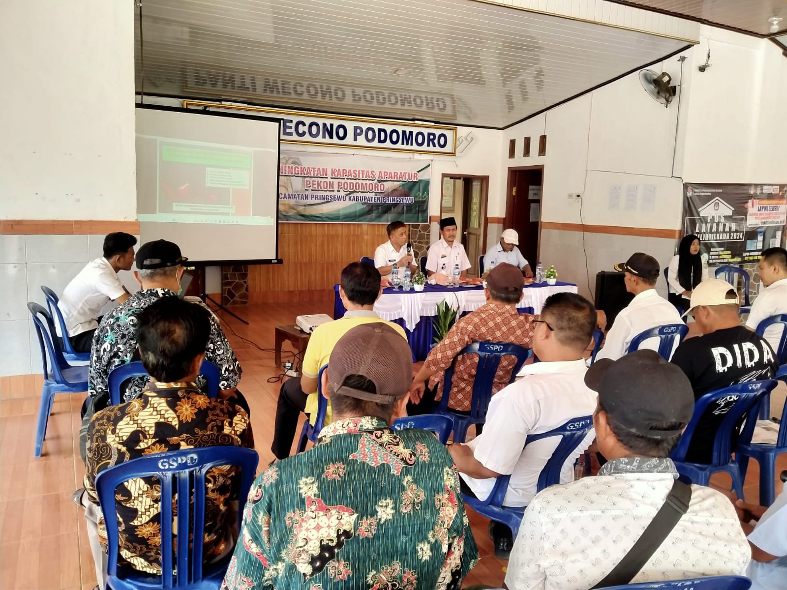 Pekon Podomoro Mengadakan Bimtek Untuk Meningkatkan Kapasitas Aparatur Pekon