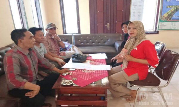 Pekon Sukaratu Kecamatan Pagelaran Bagikan Insentif Kelompok Kader Posyandu Dan Guru Paud