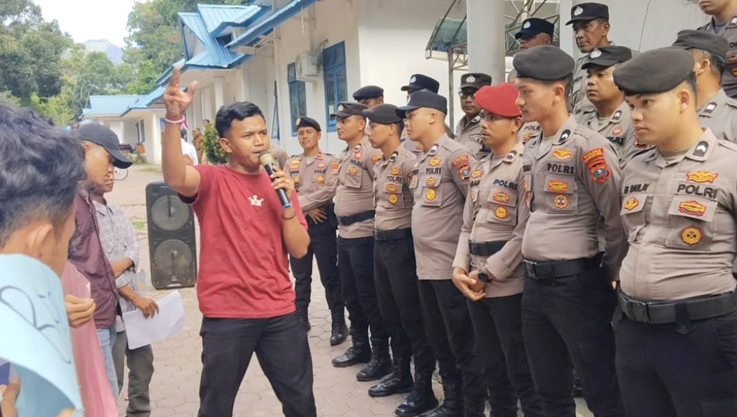 BMM Madina Kembali Adakan Aksi Jilid II di Dinas Lingkungan Hidup