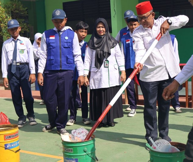 MTsN 1 Pringsewu Gandeng BNN Tanggamus Gelar Sosialisasi Bahaya Narkoba