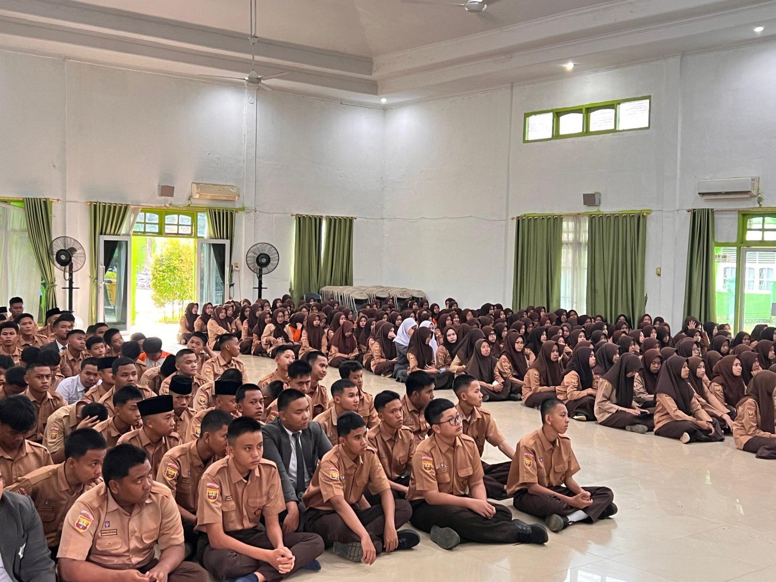 650 Siswa MAN 3 Palembang Ikuti Kegiatan Pencegahan Paham IRET Bersama Densus 88