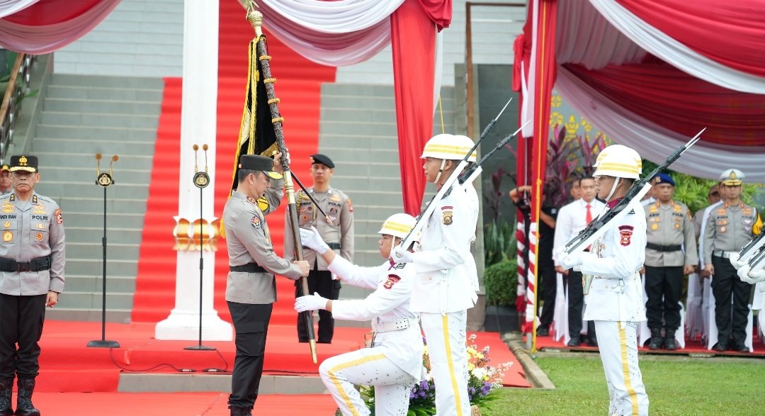 Polda Sumsel GelarPenyambutan Kapolda Baru,Penyerahan Pataka, dan Pelepasan Kapolda Lama