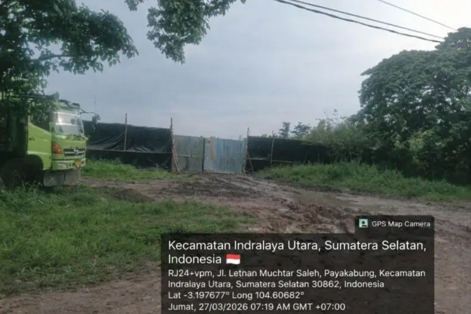 Aktivitas Misterius di Balik Pagar Seng Desa Payakabung, Diduga Gudang CPO Ilegal